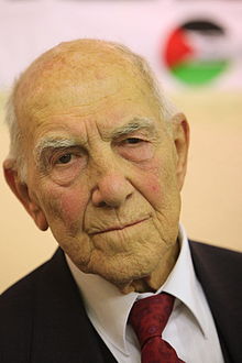 le défunt Stéphane Hessel, avait survécu à l'horreur nazie portrait en photo du défunt Stéphane Hessel