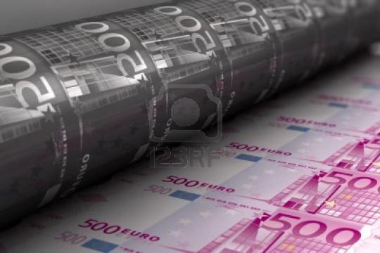 symbole pour rouleau compresseur de l'argent, destructeur d'humanité illustration avec rouleau d'impression de billets de 500 euros