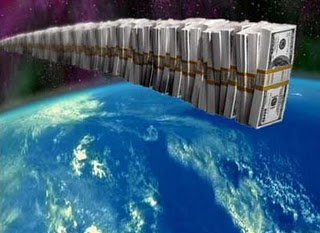 spirale infernale, soit l'accroissement de l'argent en circulation illustration avec guilande de liasses de billets autour de la Terre