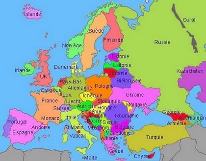 La mosaïque des états européens pour géostratégie... carte des états Européens avec distinctions en couleur