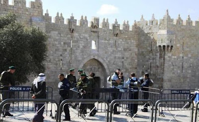 symbole_les-murs_rah, murs crnels et forces de police  Jrusalem