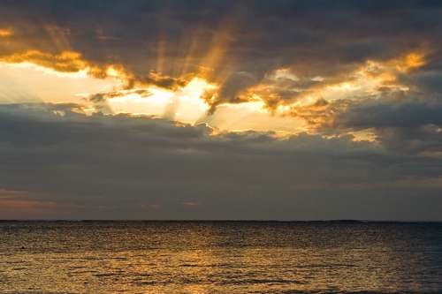 illustration-poème, une ombre semée par le Soleil symbole_faire-des-mots